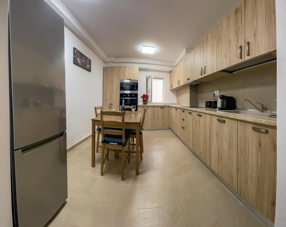 National Arena Mega Mall Elana Apartment Bucureşti Ngoại thất bức ảnh